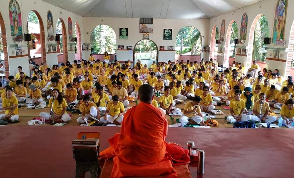 Yoga and meditation tours in India | Sivananda Yoga Vedanta Dhanwantari, Trivandrum 
