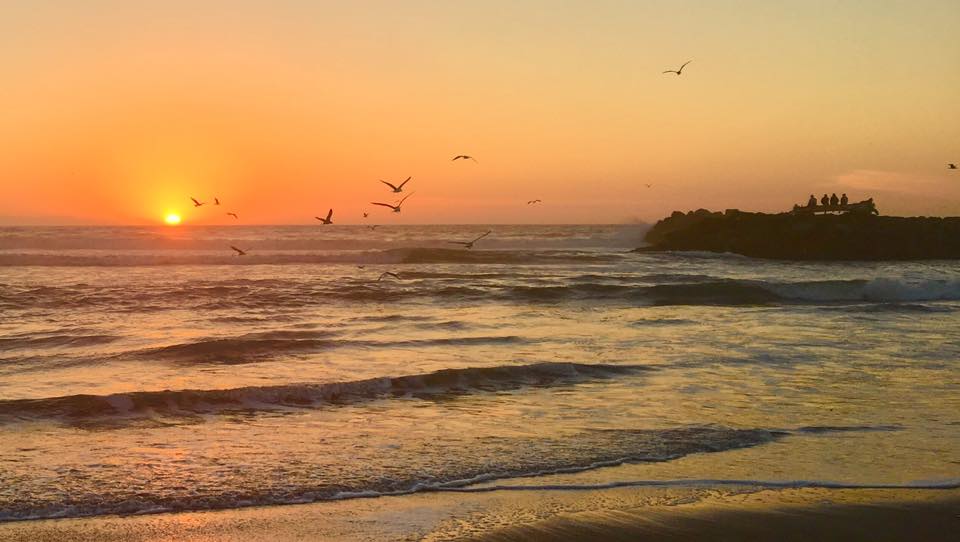 Stunning Sunset at Ventura |Cheap vacation spots in California