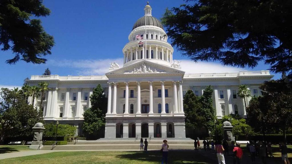 Free Things to do in Sacramento | The California State Capitol Museum