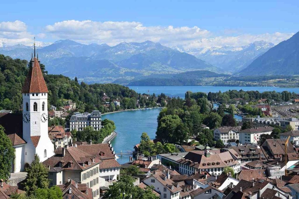 Best Places to Visit in Switzerland | Lake Thun